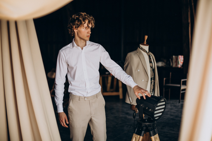 Why Custom Tailored Pants Define Modern Men’s Style